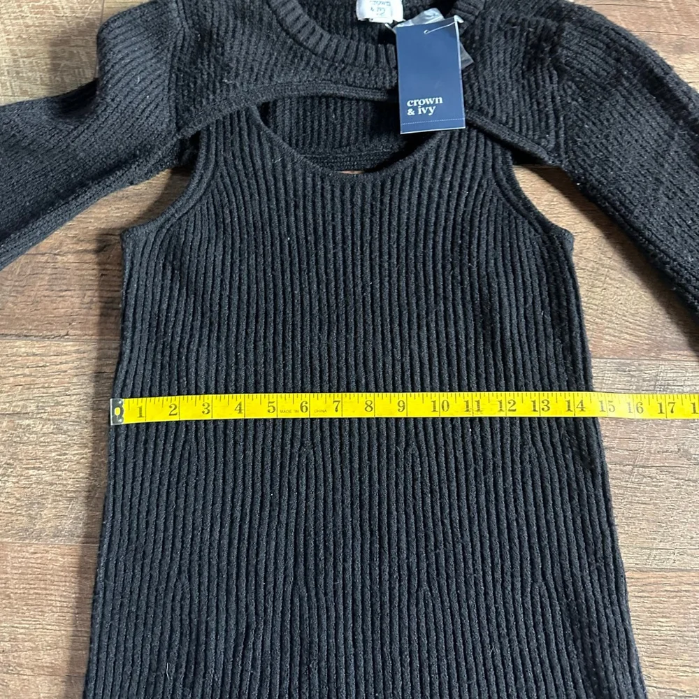 Girls Crown & Ivy Black Ribbed Cutout Sweater Dress M